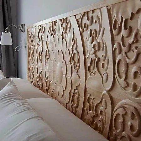 Helene Holidays - Boutique Otel