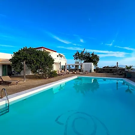 Helene Holidays - Boutique Hotel