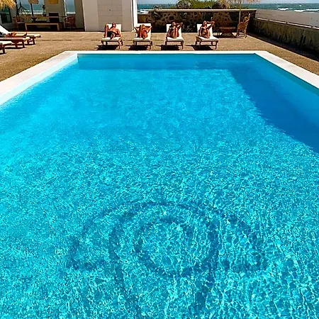Helene Holidays - Boutique Hotel
